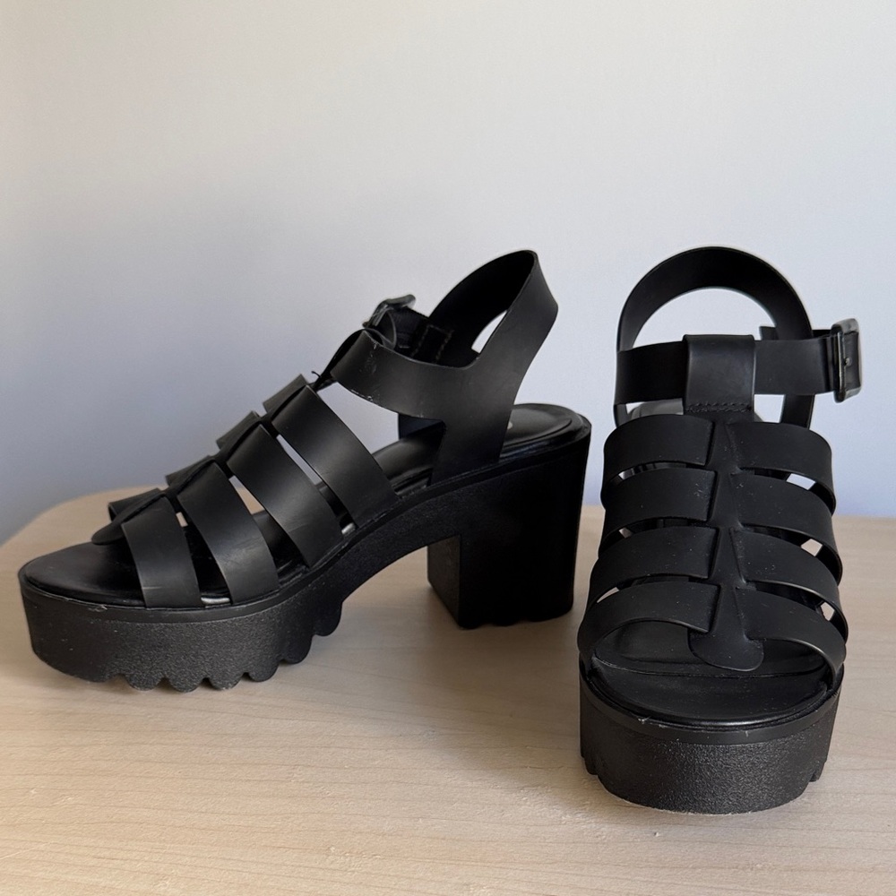 BP Black Platform Sandals